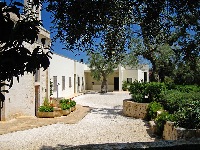 Fraternità monastica di Bose a Ostuni